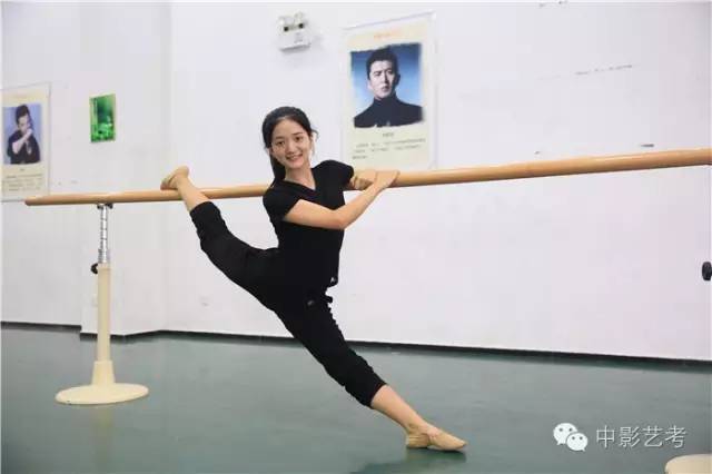 体操教练(图1)