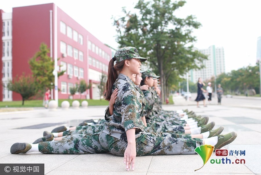 感受一下撕腿的痛苦只有舞蹈生才能明白的痛-爱奇艺(图1)